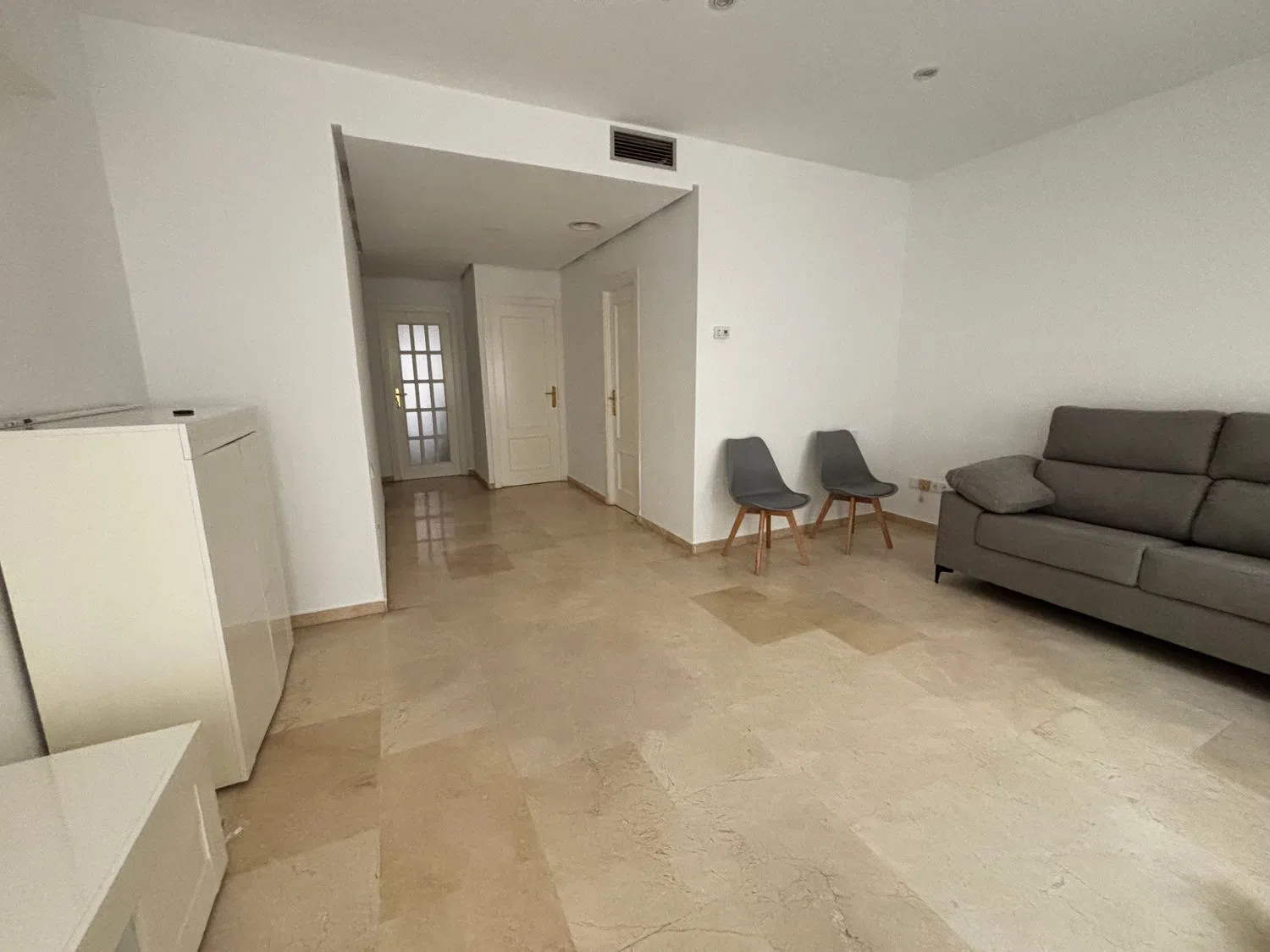 Piso en calle Ambrosio de Salazar, 1 - Foto 4
