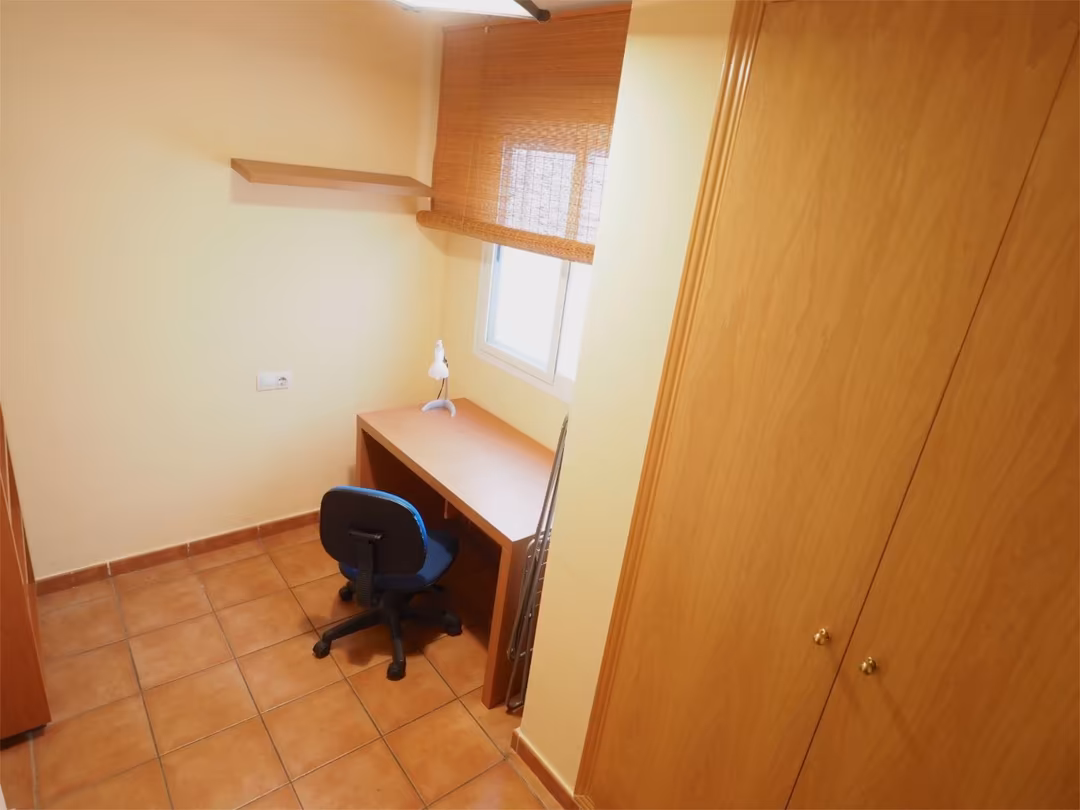 Piso en  Carrer de Costa i Borrás 54 - Foto 11