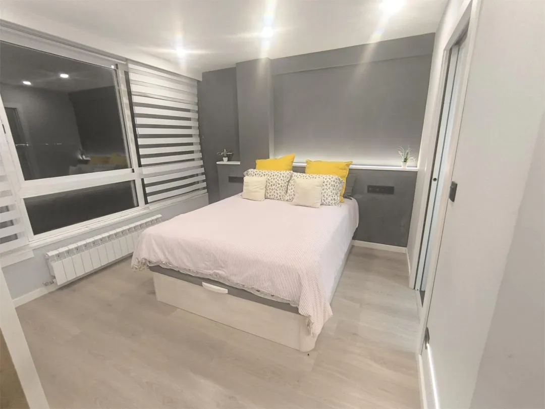 Piso en  Rúa do Conde de Torrecedeira 60 - Foto 13