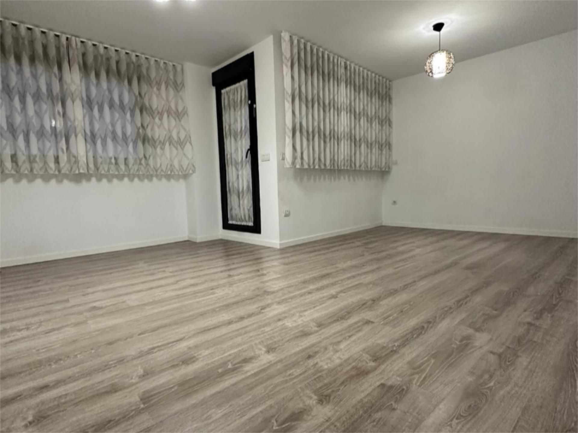 Piso en  Calle Doctora Damiana Zaragoza 1 - Foto 25