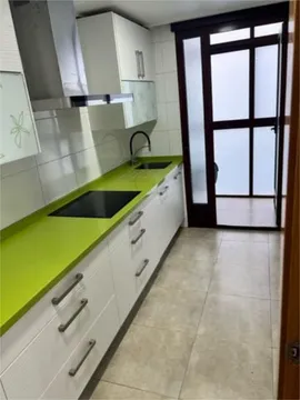 Piso en Juan Carlos I