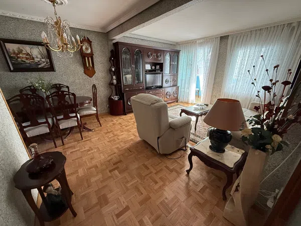 Piso en Barrio Zofío