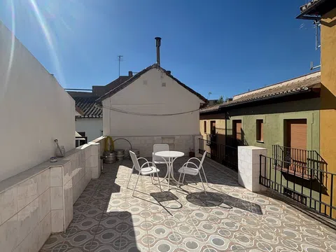 Casa independiente en calle Alta de Cartuja, 4