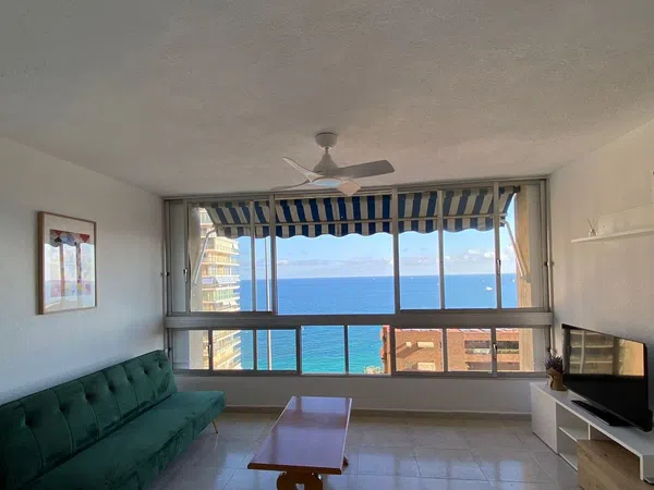 Piso en avenida de Villajoyosa, 97