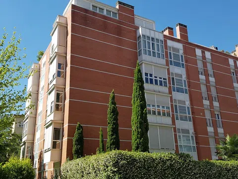 Piso en calle de elfo, 48