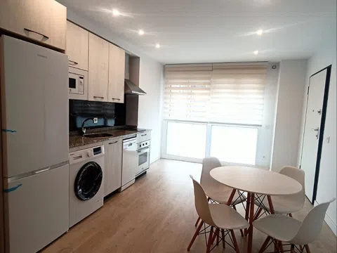 Estudio en avenida de Italia, 60