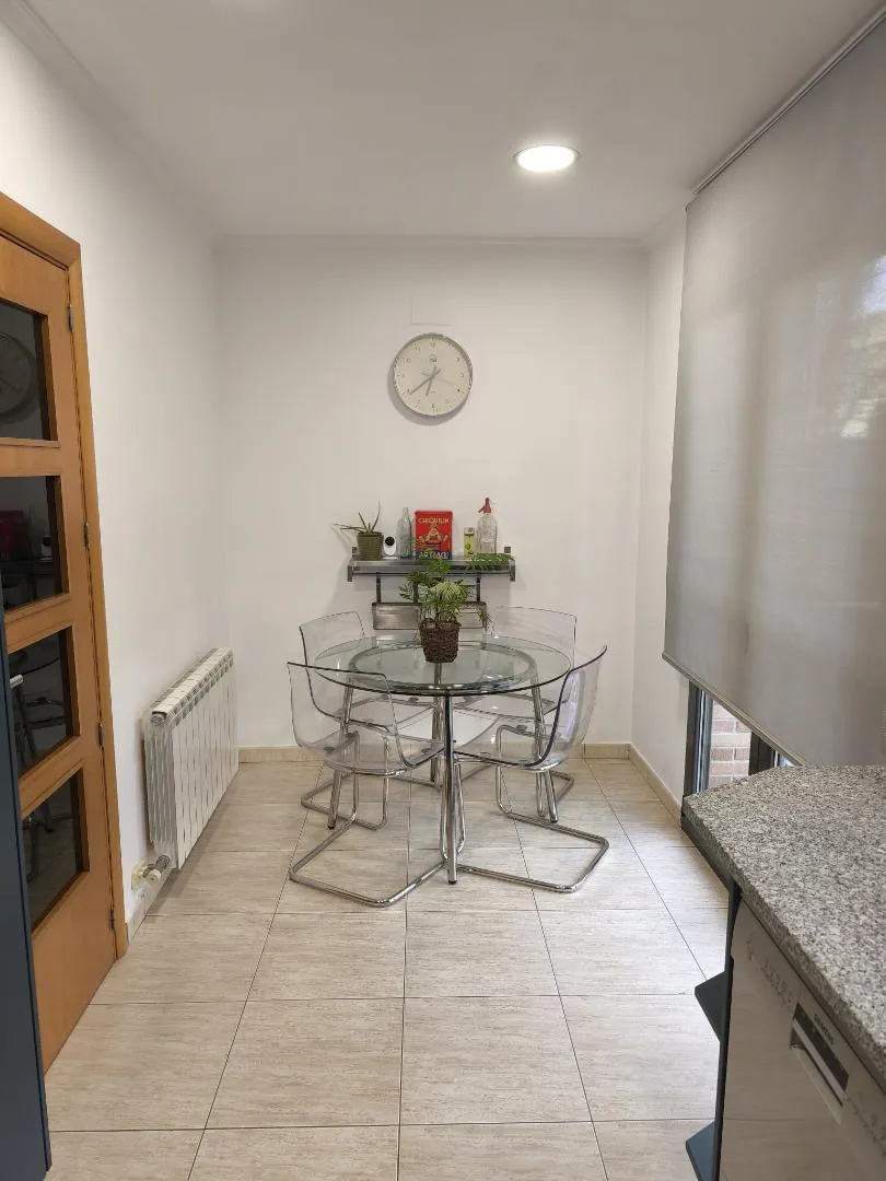 Casa adosada en  Carrer de Rector de Vallfogona 51 - Foto 29