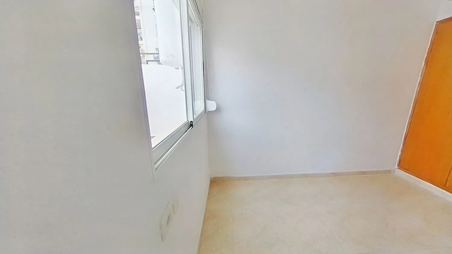 Piso en Barrio Torrefiel - Foto 22