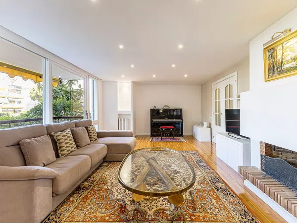 Piso en paseo de la Font d'en Fargas, 19 - Foto 1