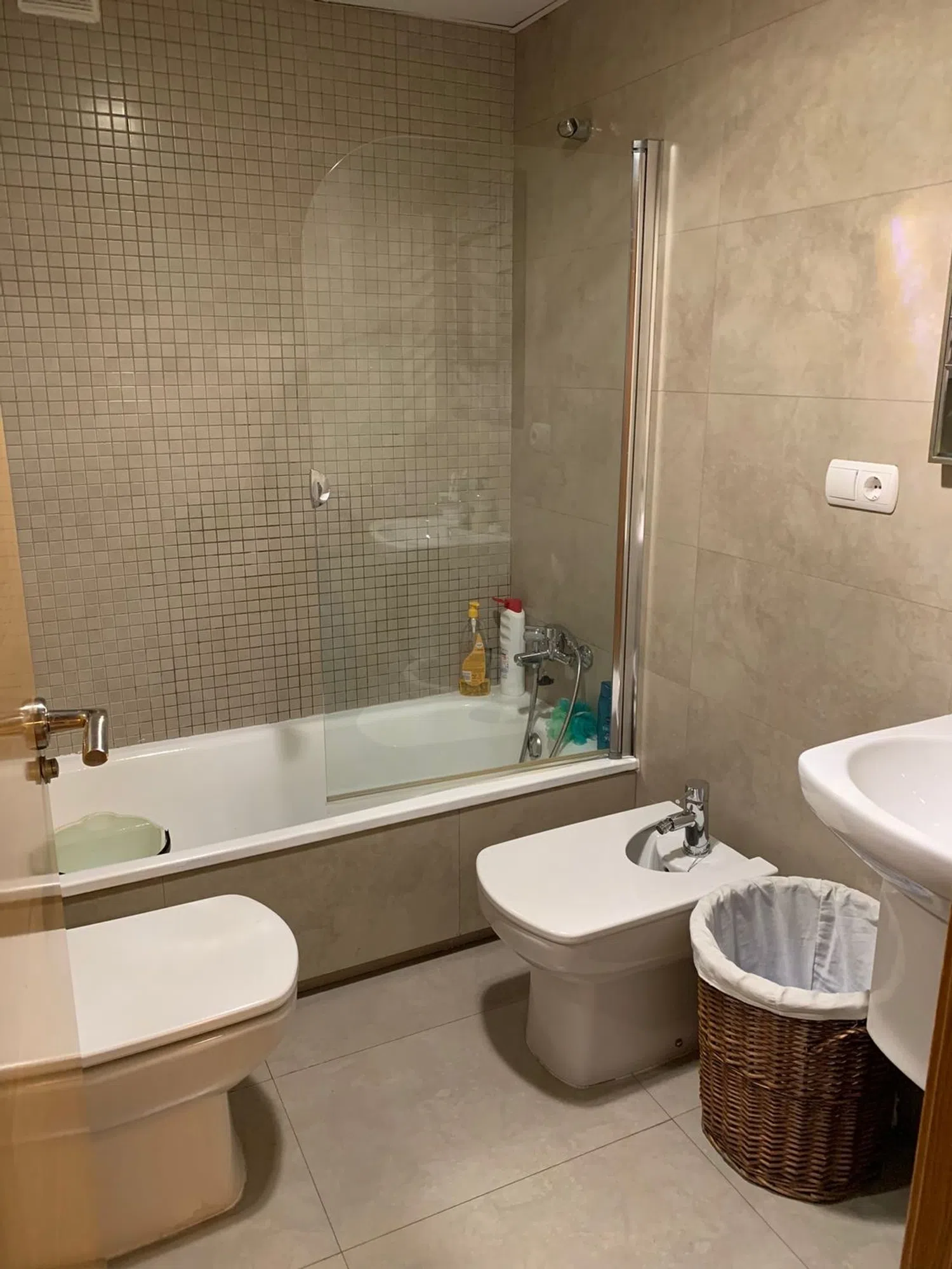 Piso en calle Aconcagua, 12 - Foto 2