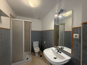 Apartamento en  Calle Moreno Torroba 22 - Foto 9