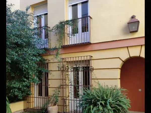 Dúplex en Calle Marqués de Estella s/n, Buhaira - Huerta del Rey - Foto 1