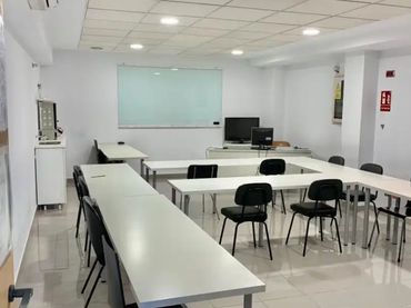 Local comercial en  Calle Mercedes Llopart 8 - Foto 26