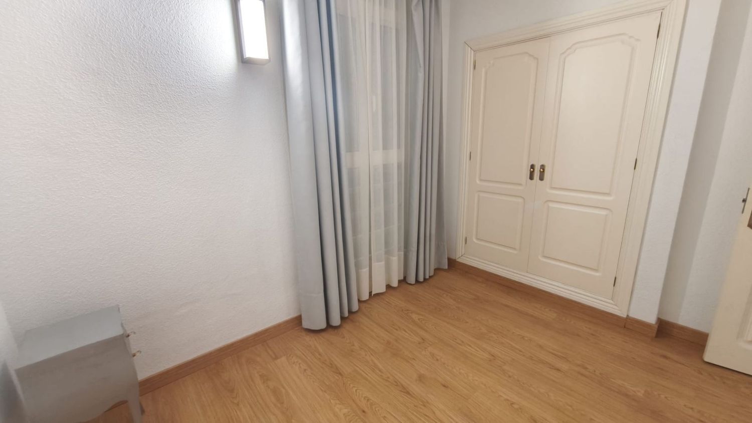 Piso en Calle Pintor Casilari Roldán - Foto 15