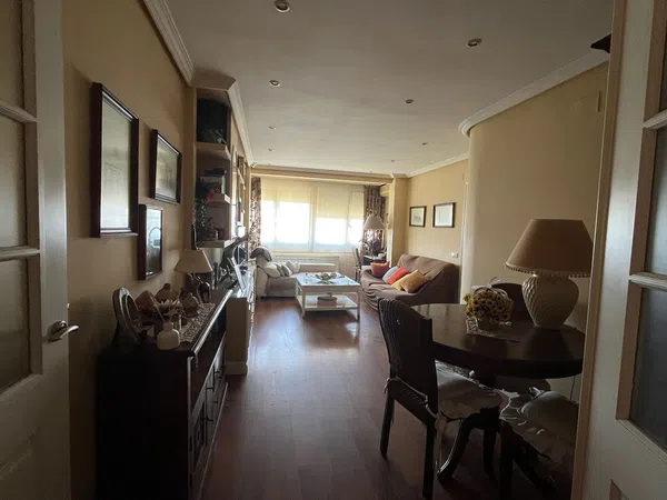 Piso en calle de Santa Susana, 34