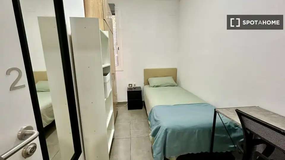 Piso en L'Hospitalet de Llobregat - Foto 3