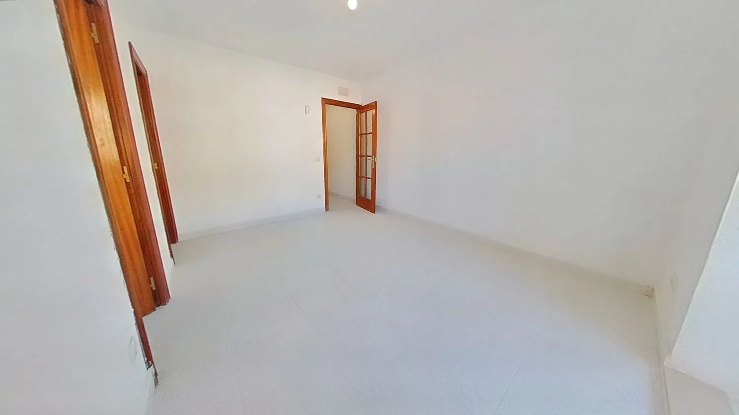 Piso en Barrio Pubilla Cases - Foto 2