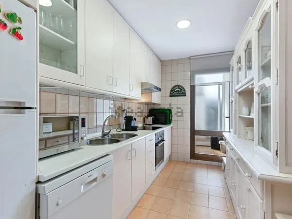 Piso en Urb. Bahia De Estepona, 340 n - Foto 14