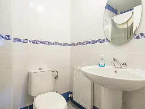 Piso en calle Alcalá la Real, 12 - Foto 2