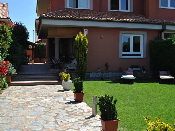 Chalet pareado en Calle Rengalengo, 24 - Foto 2
