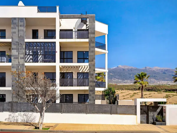 Piso en calle Mar Cantábrico, 40 - Foto 3