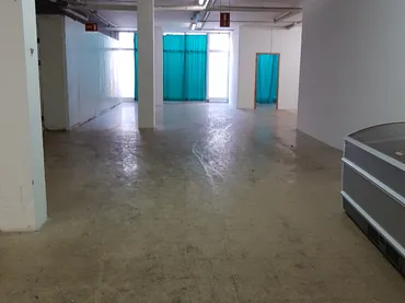Local comercial en Sant Boi de Llobregat - Foto 1