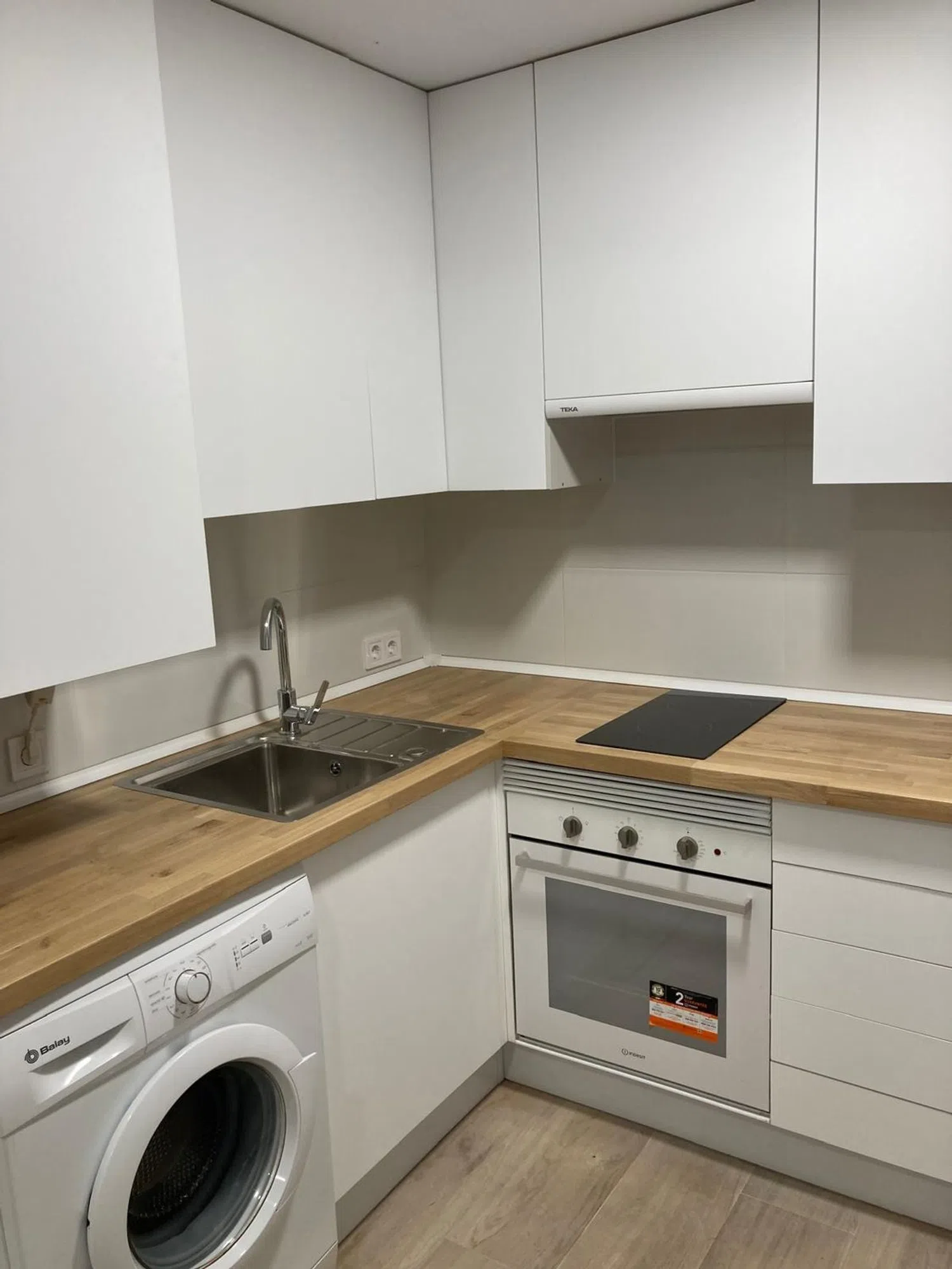 Estudio en avenida de la Galaxia, 30 - Foto 5