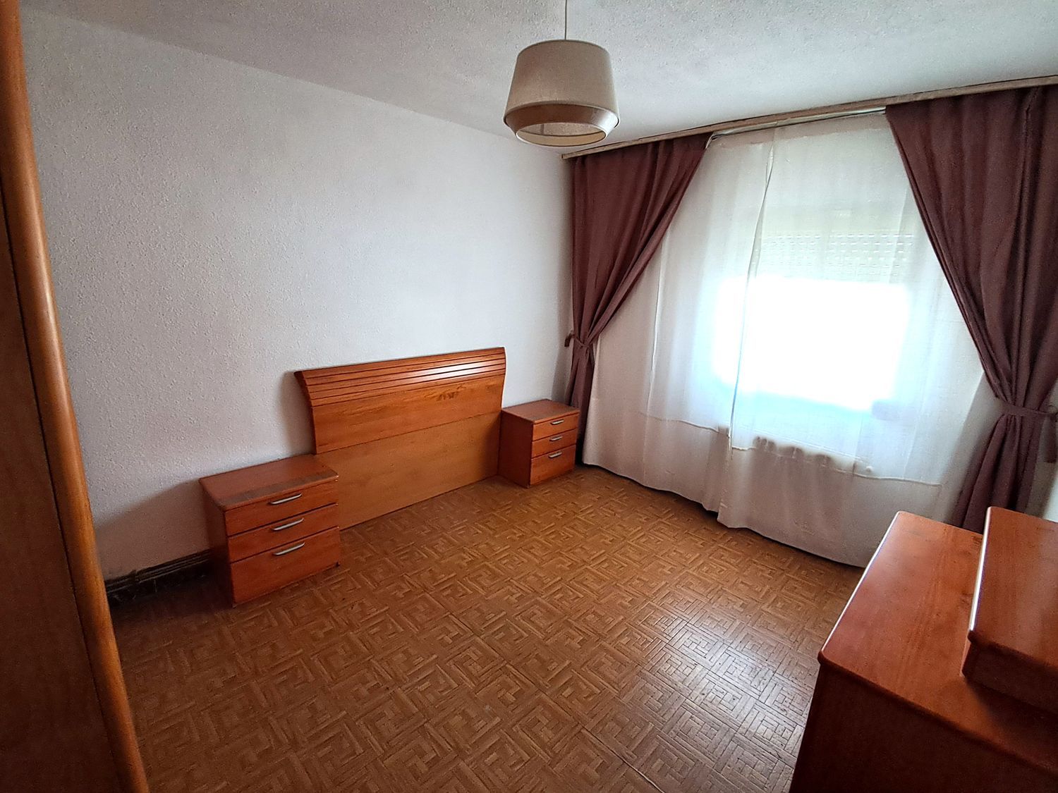 Piso en Reyes Católicos - Foto 5