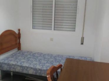 Piso en  Calle Castillo de Cortegana 2 - Foto 5