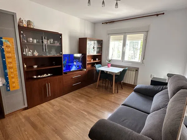 Piso en calle de Vélez Rubio, 189