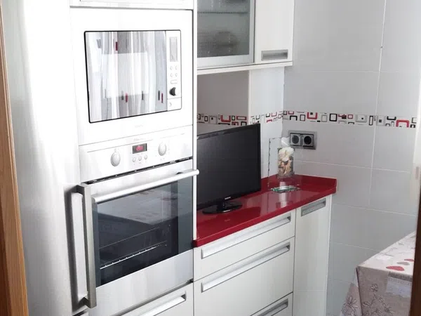 Piso en avenida de Hellín, 13