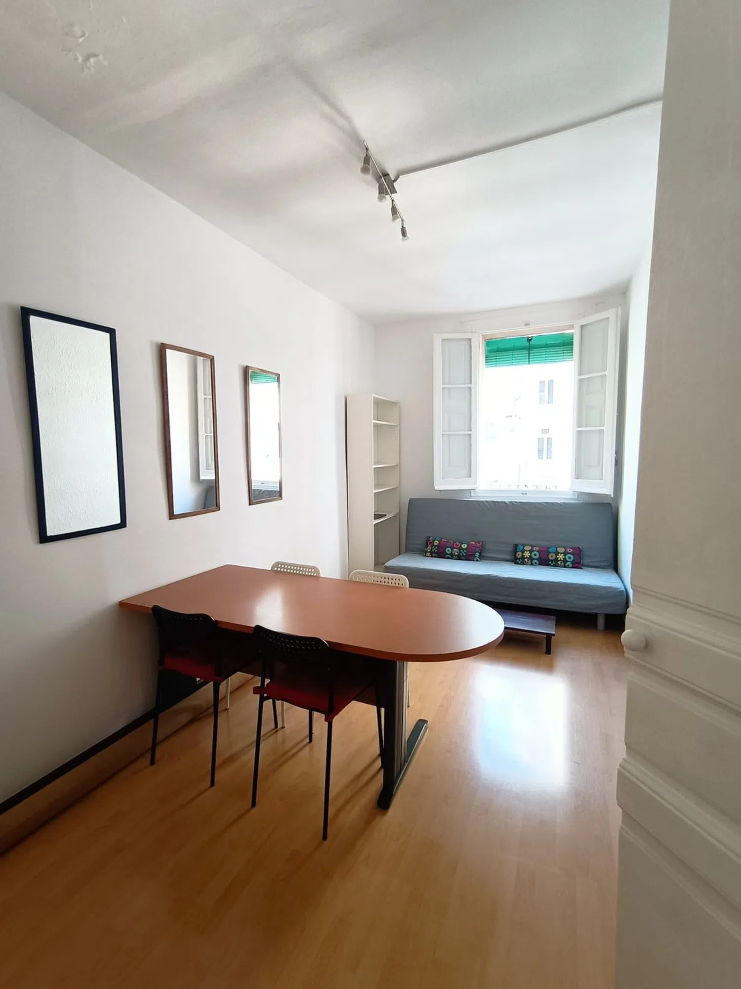 Piso en Casanova, 240