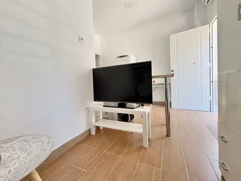 Estudio en avenida de Libia, 67 - Foto 4