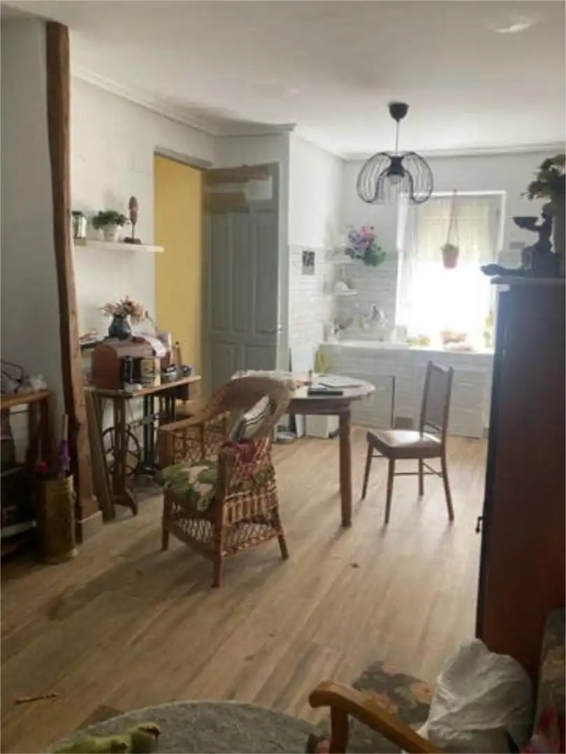 Casa adosada en Venta de Baños - Foto 6