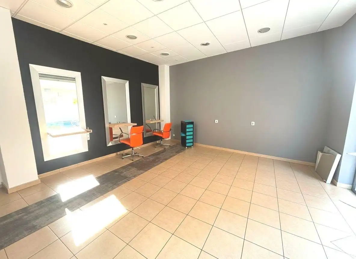 Local comercial en  Calle de Manuel Dualde - Foto 3