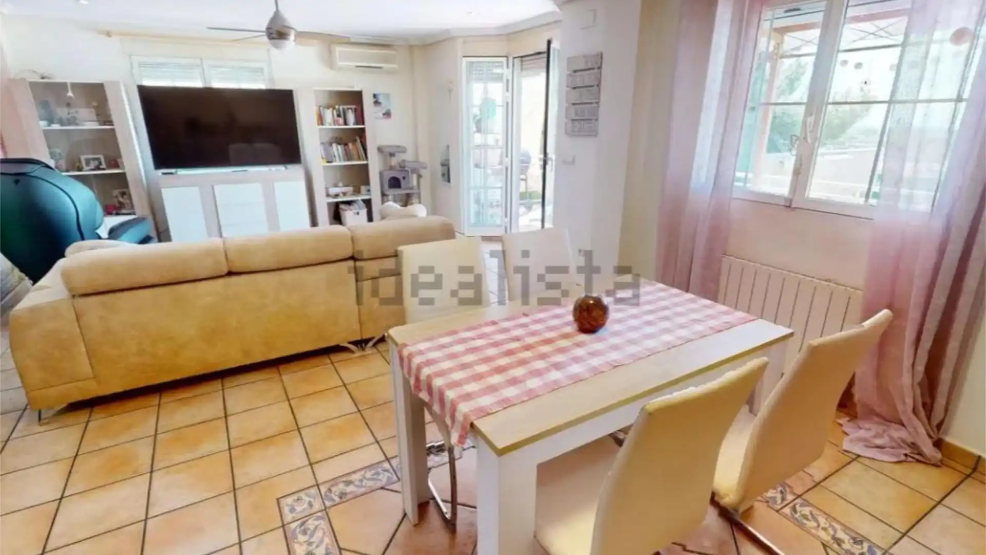 Piso en  Carrer Benejama 19 - Foto 1