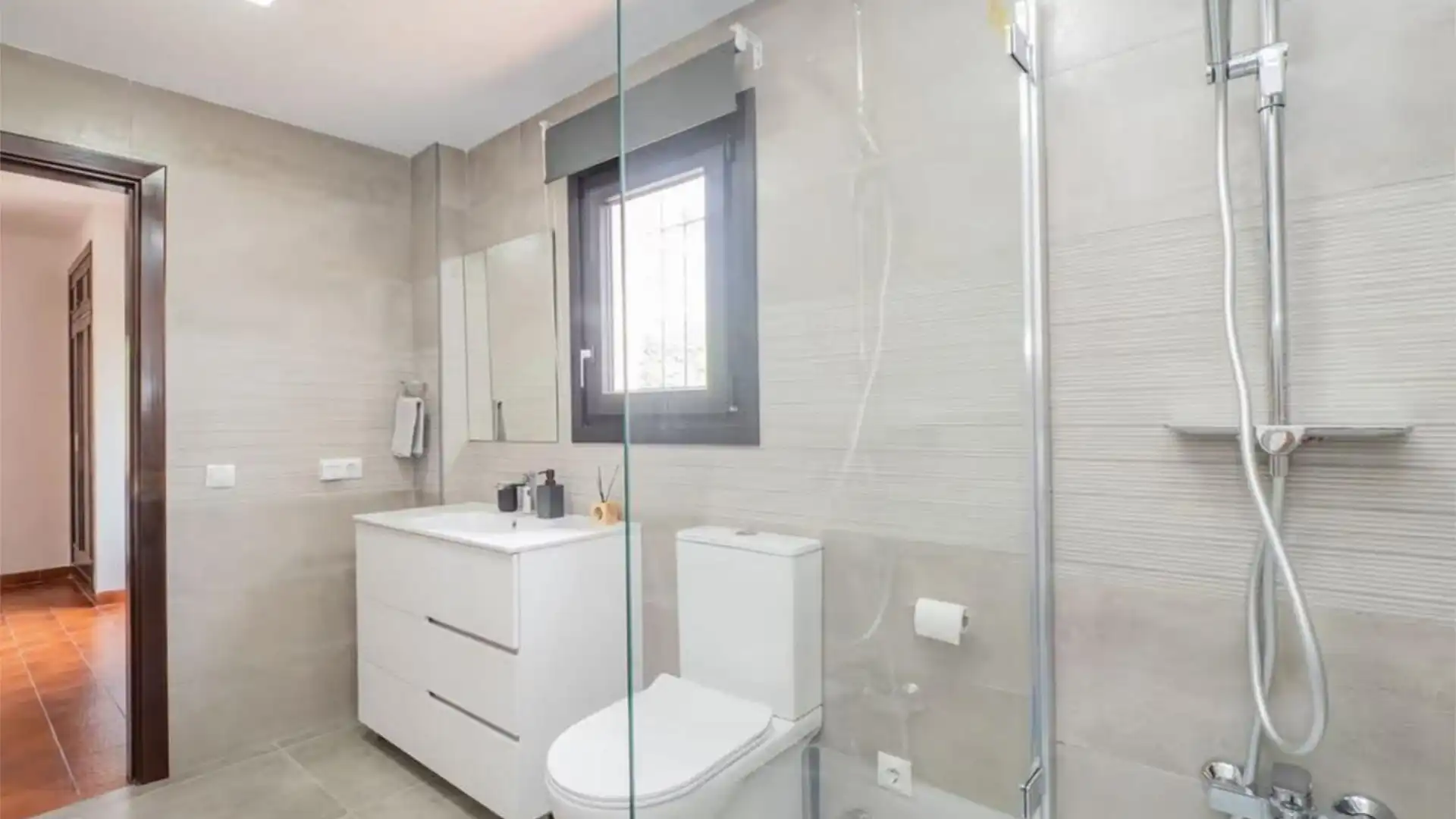 Chalet en  Calle Maestro Segovia 23 - Foto 16