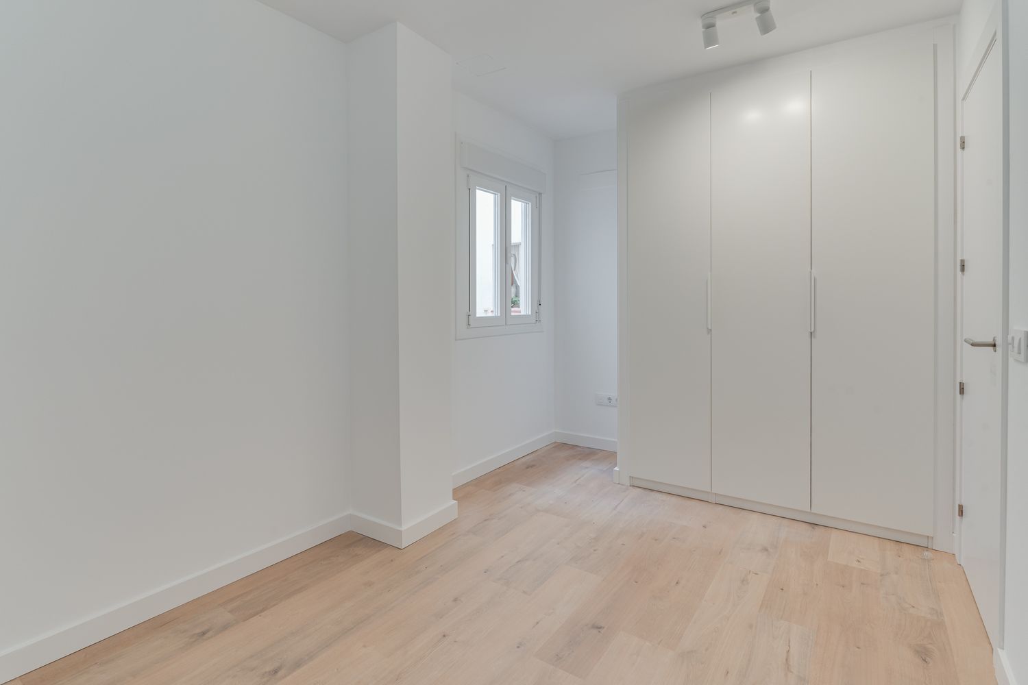 Piso en Calle Duquesa de Parcent, 10, Ensanche Centro - Soho - Foto 13