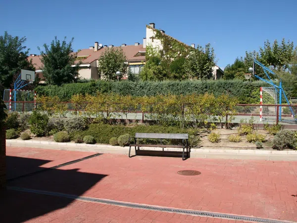 Chalet adosado en Calle Ciudadela, 43, El Pinar- Punta Galea - Foto 4