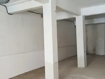 Local comercial en  Calle Teniente Llorca 26 - Foto 3
