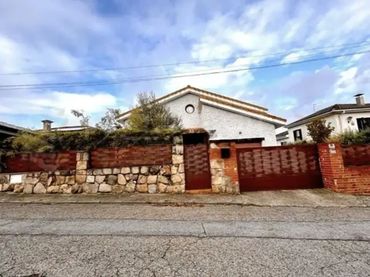 Chalet en  Calle Guadalcampo 61 - Foto 4