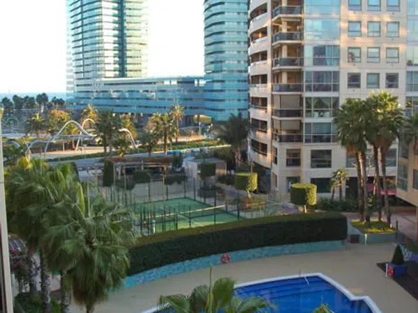 Piso en calle de Josep Pla, 25