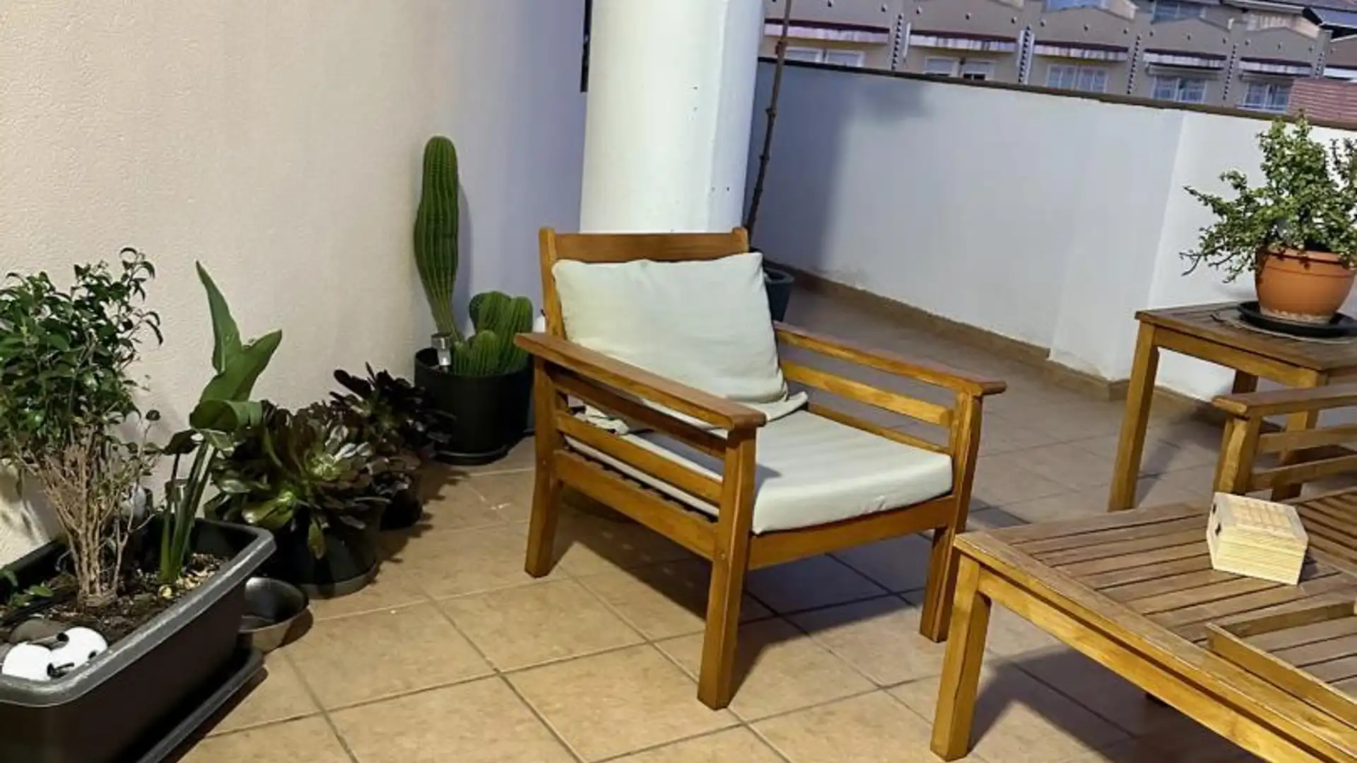 Piso en  Calle Maestro Adolfo Diaz 13 - Foto 6