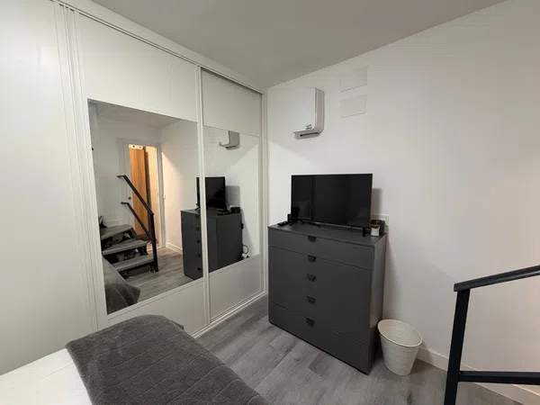 Estudio en calle de Juan Pantoja, 1