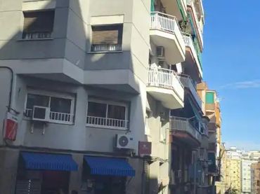 Piso en  Carrer de Rafael Campalans 113 - Foto 4