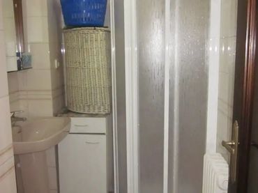 Piso en  Calle Marqués de Casa Valdés 101 - Foto 8
