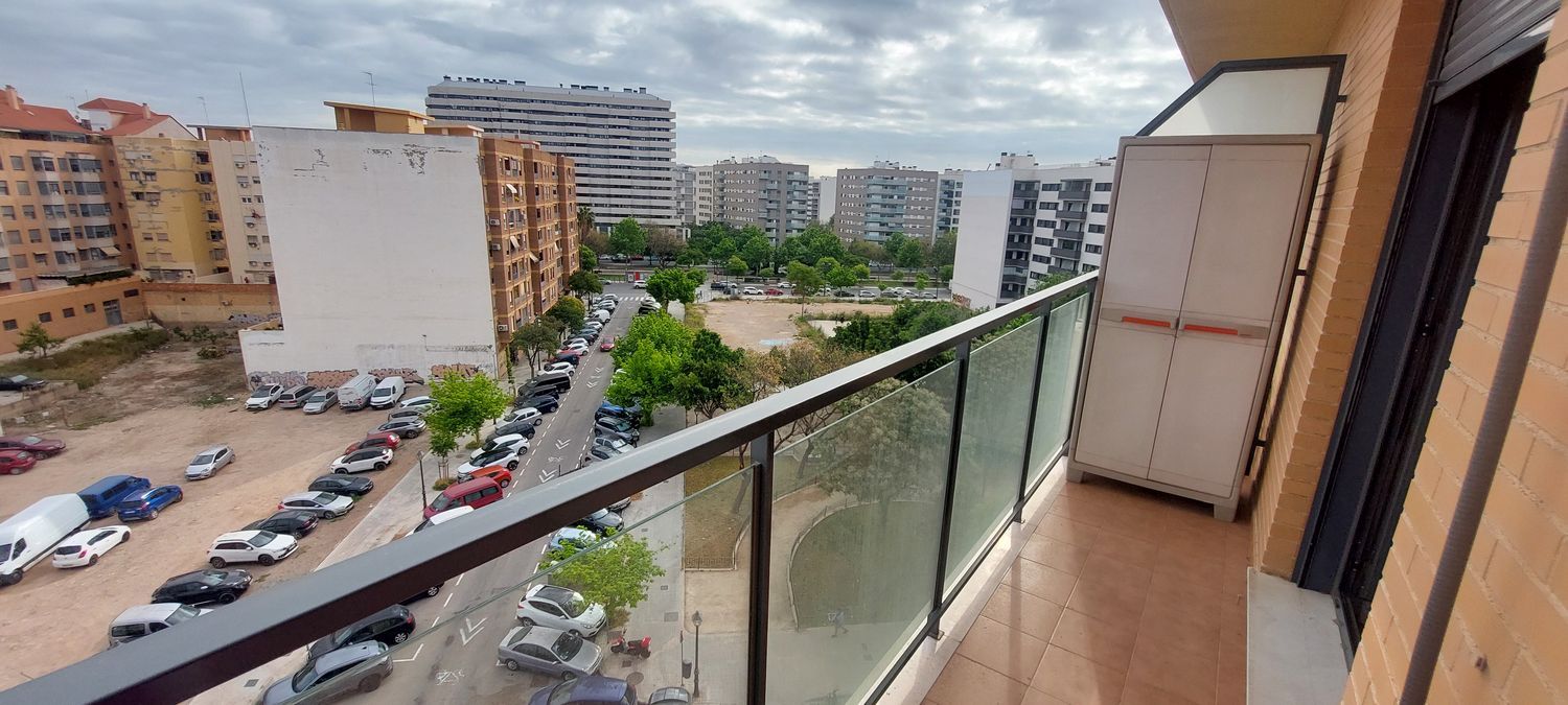 Piso en Calle de Nicolau Primitiu Gómez - Foto 18