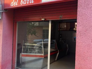 Local comercial en  Carrer Venus 19 - Foto 1