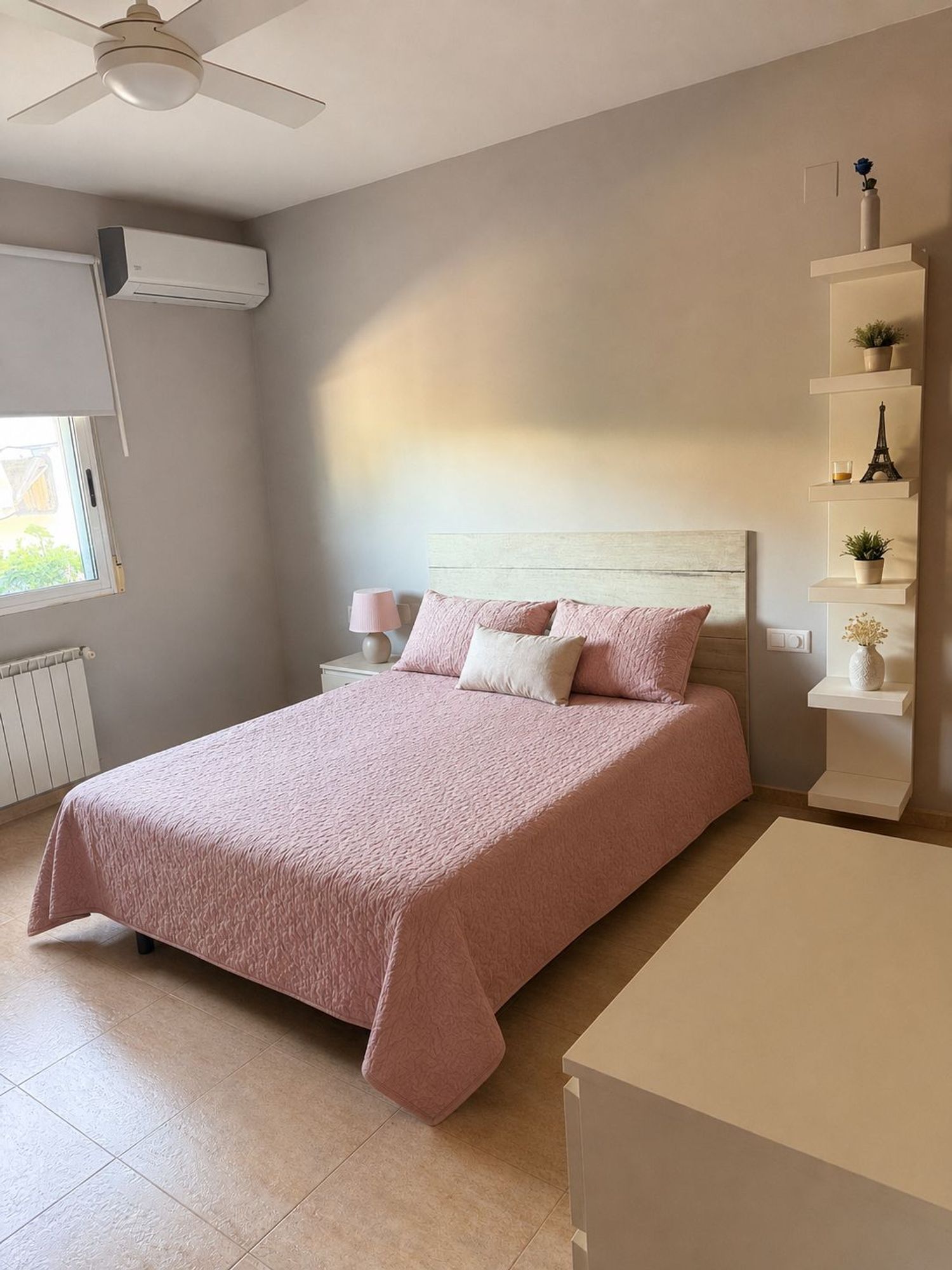 Casa o chalet independiente en Calle Pobla de Vallbona, 267 a - Foto 14