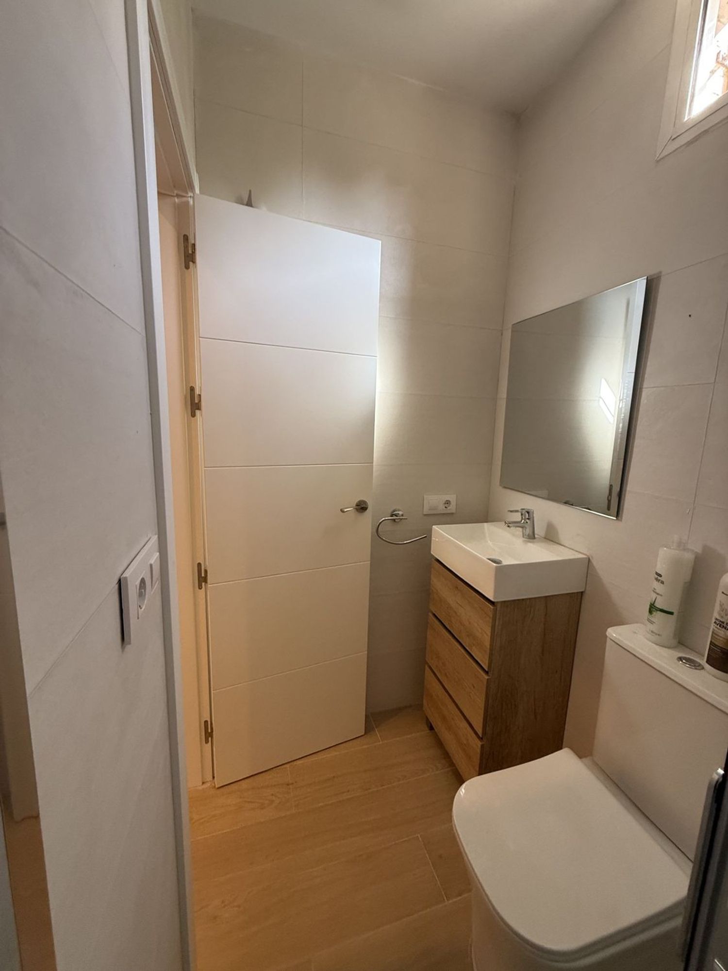 Estudio en Calle Antonio Barroso y Castillo, 8, Valdeolleros - Zumbacón - Camping - Foto 17